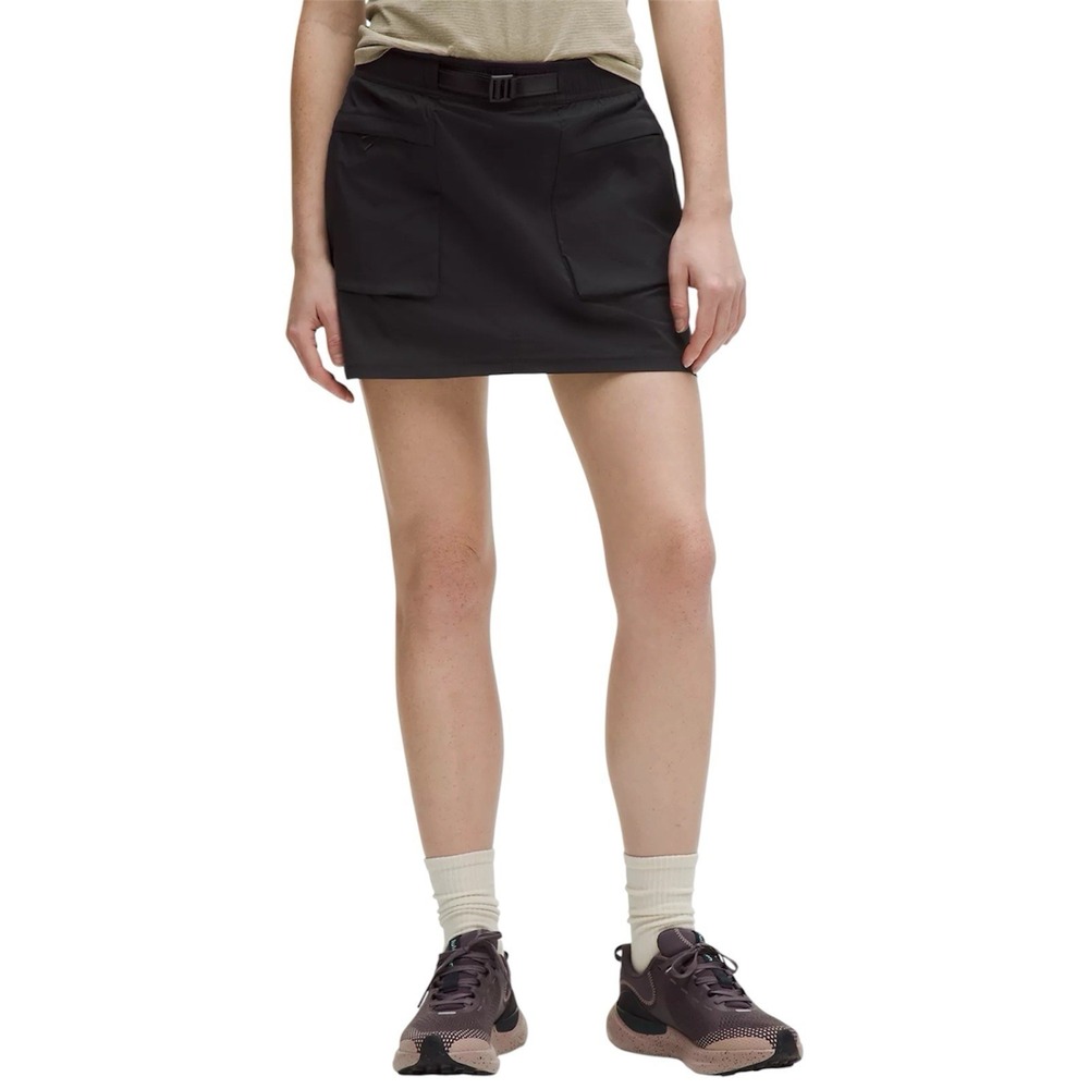 Lululemon Glyde Cargo Mid-Rise Hiking Skirt. Black. Sz M